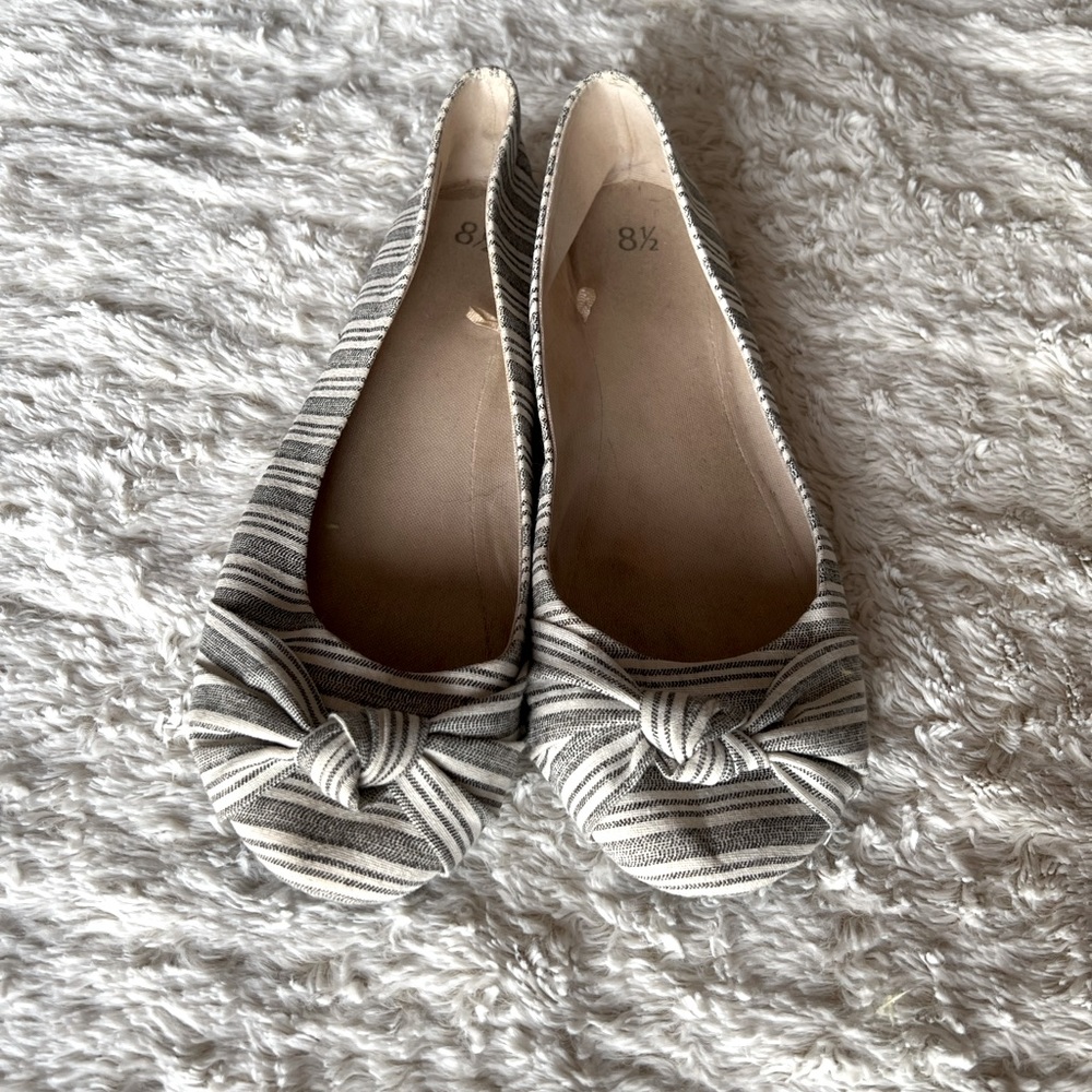 Striped flats, size 8.5
